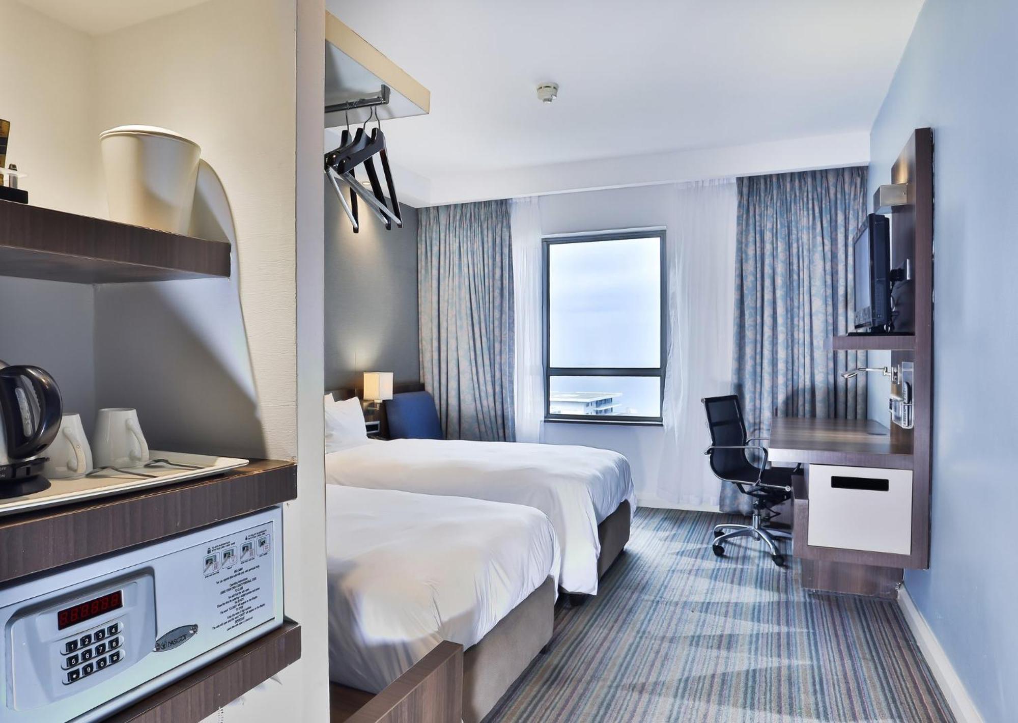 Holiday Inn Express Durban - Umhlanga By Ihg Экстерьер фото