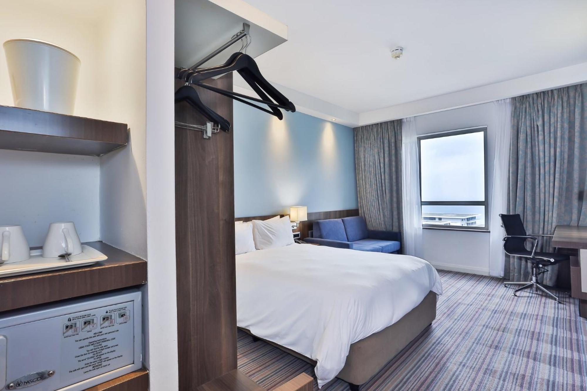 Holiday Inn Express Durban - Umhlanga By Ihg Экстерьер фото
