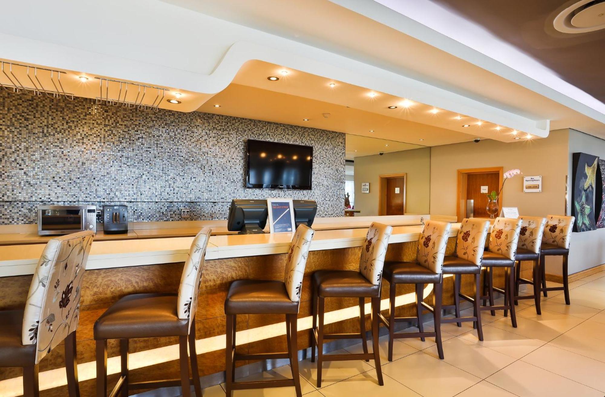 Holiday Inn Express Durban - Umhlanga By Ihg Экстерьер фото
